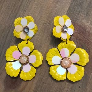 Yellow 🌼 floral earrings